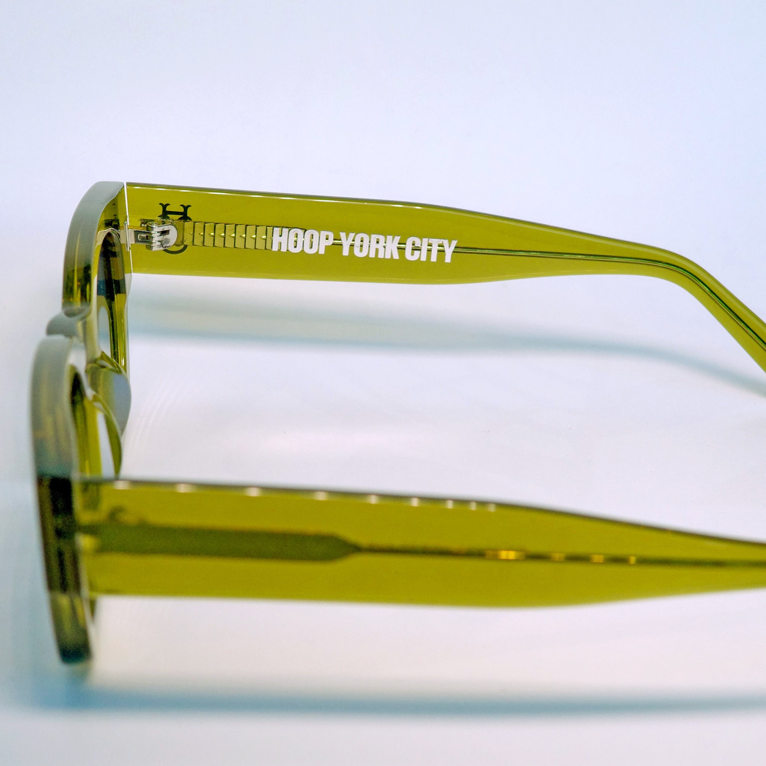 Hoop York City Eyewear Sunglasses Venus Electric Olive